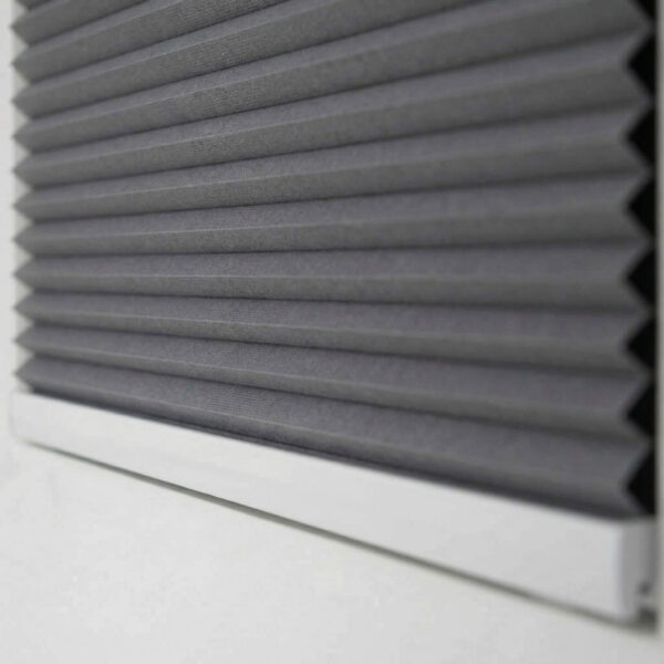 Plissegardin BASIC med snorbetjening dobbel duk detalj4-2